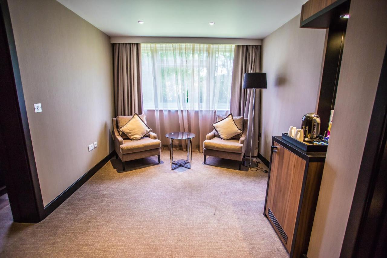 Crowne Plaza Gerrards Cross By Ihg Hotel Beaconsfield Kültér fotó