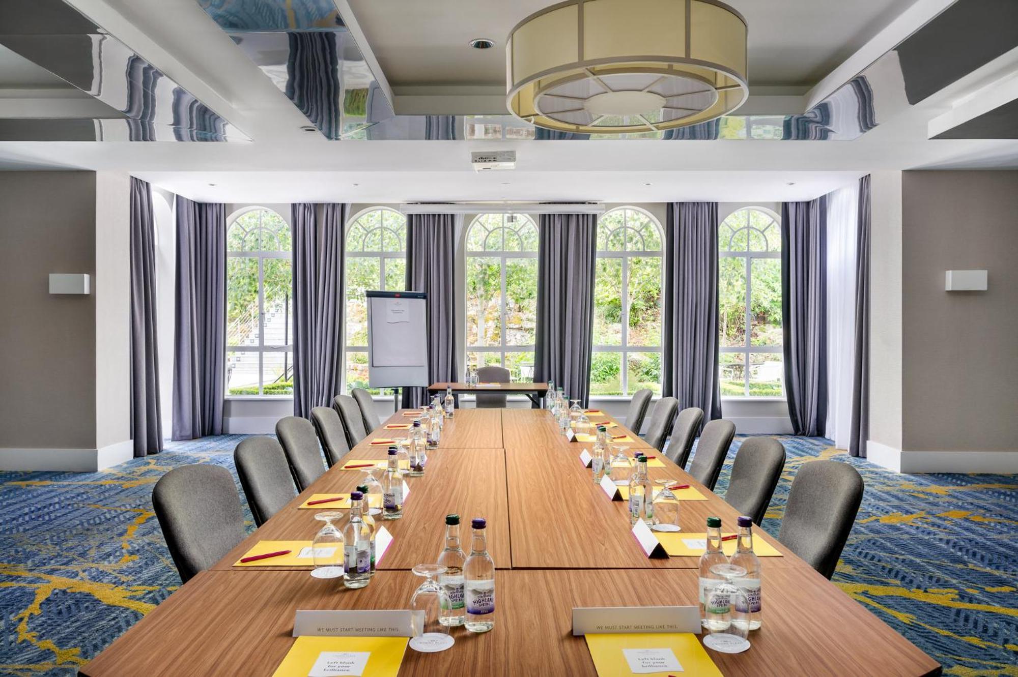 Crowne Plaza Gerrards Cross By Ihg Hotel Beaconsfield Kültér fotó